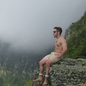 Meet your Posher, Anthony